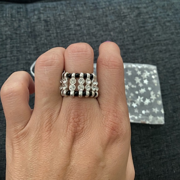 Black and silver stretch ring with rhinestones. - Picture 3 of 3